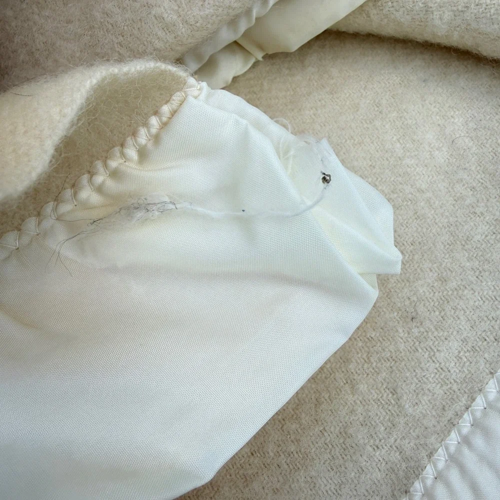 Faribo Pure & Simple Blanket Twin Cream Washable Wool Satin Trim Vintage USA